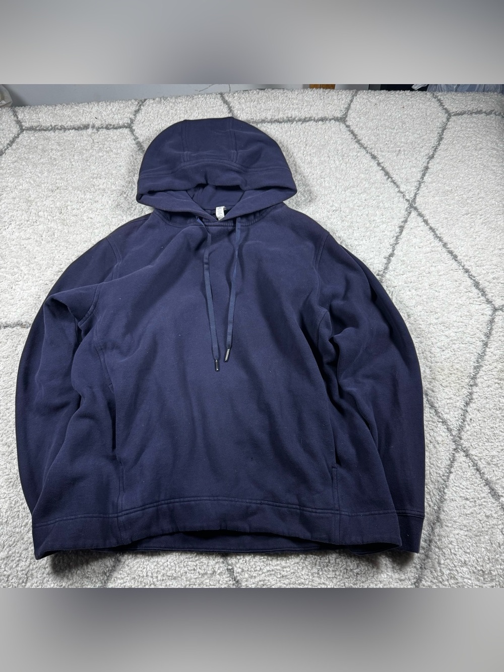 lululemon athletica navy pullover hoodie